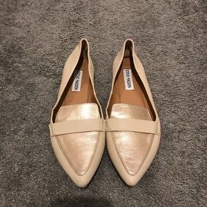 Steve Madden Tan Flatts - Size 8.5